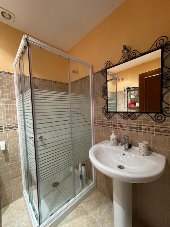 Vila Lafrenchtouch - Relajate Y Desconecta Al Pueblo Villanueva de Tapia Exteriér fotografie